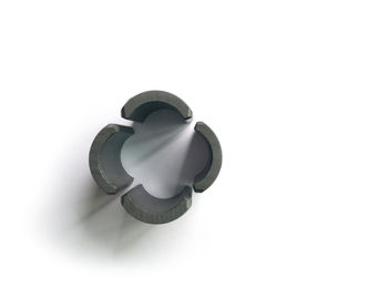 LT02 / LT03 Sınıf Fırçasız Motor Mıknatıslar La2O3 / CoO Malzemesi